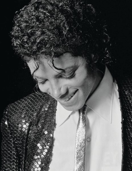 Cover art for Michael / by the editors of Rolling Stone   edited by Jason Fine.
