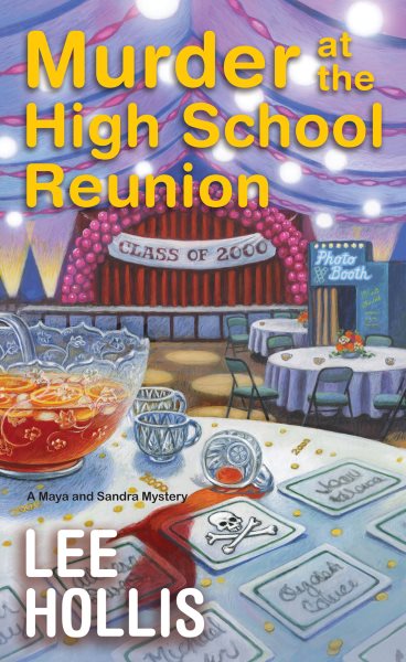 Cover art for Murder at the high school reunion / Lee Hollis.