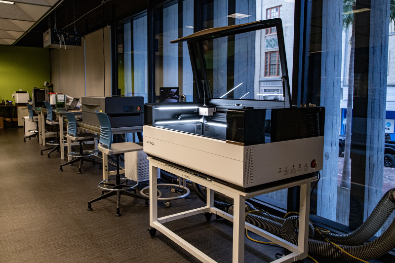 Makerspace – xTool P3 80W CO2 Laser Cutter